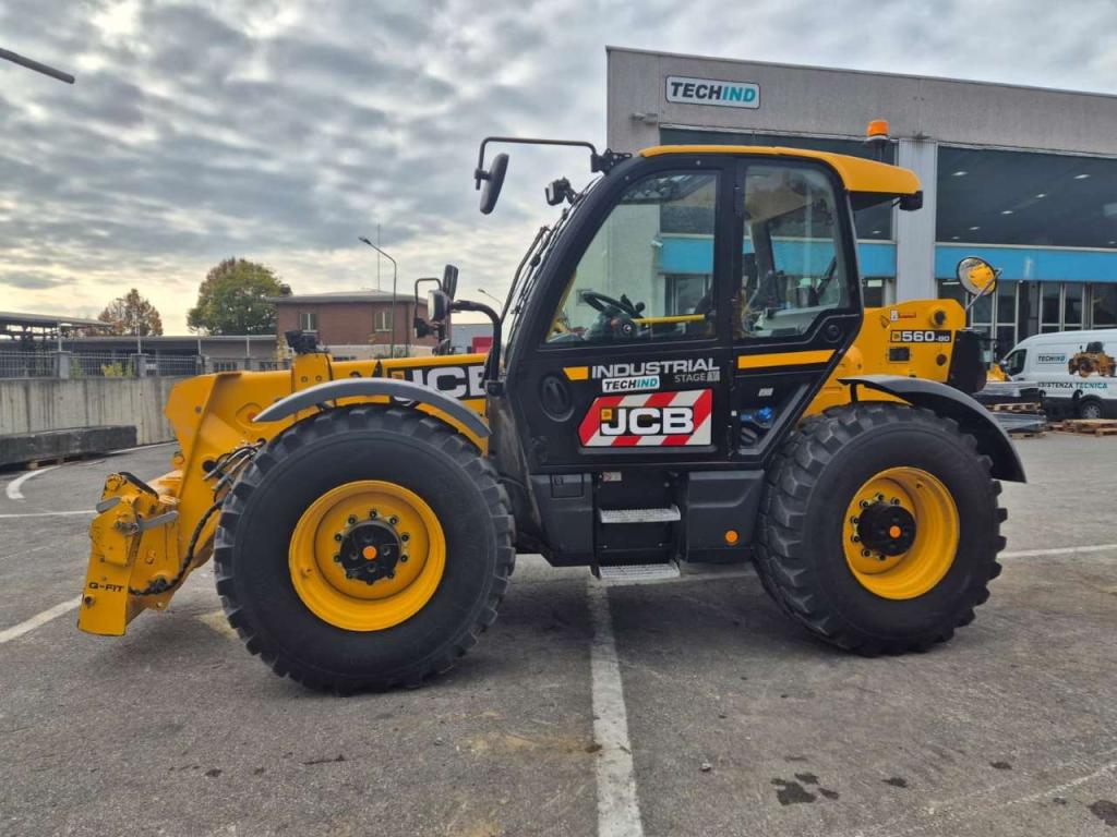 JCB 560-80 Industry Photo 5