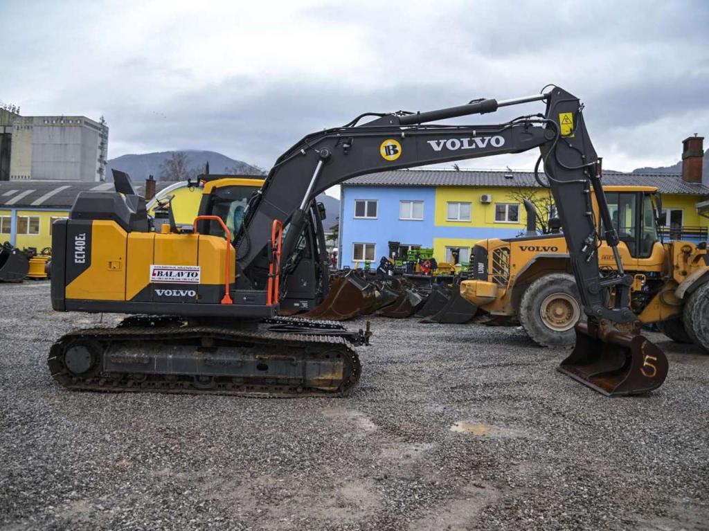Volvo EC140EL Photo 6
