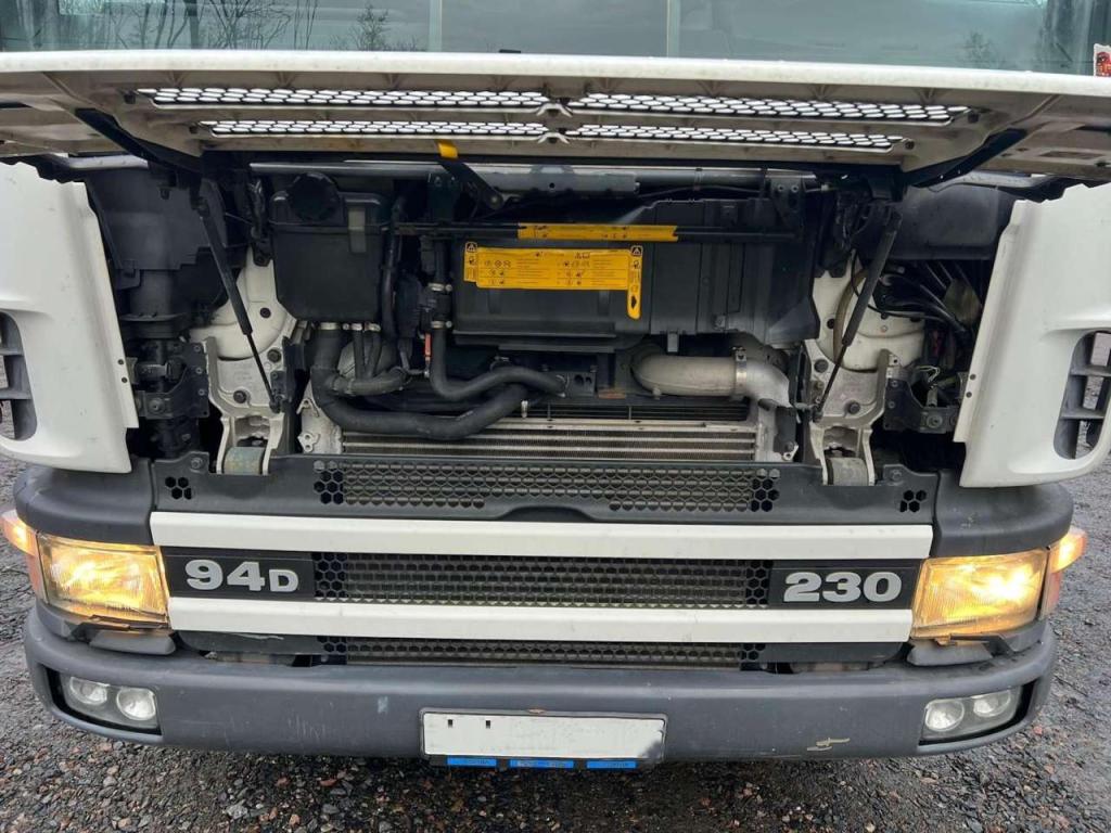 Scania 94D Photo 10