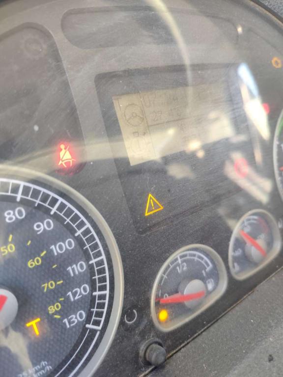 Iveco EUROCARGO 180E25K Photo 13