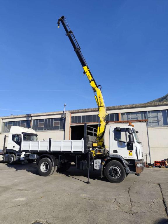 Iveco EUROCARGO 180E25K Photo 17