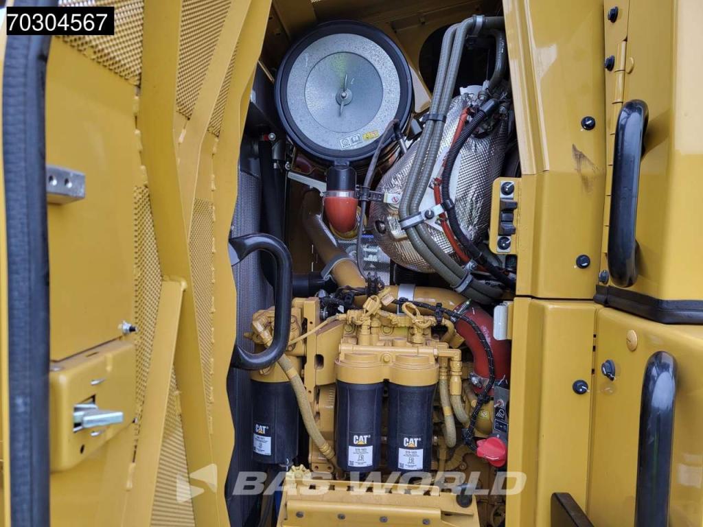 Caterpillar 973 SHIPHOLD - Unused Photo 23