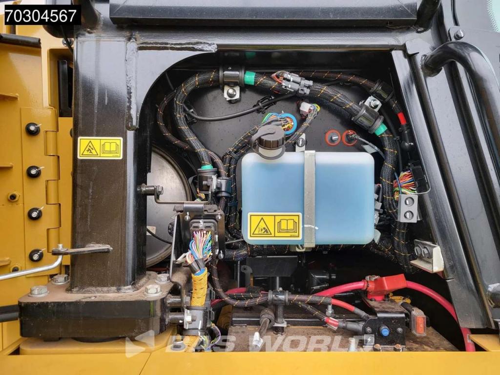 Caterpillar 973 SHIPHOLD - Unused Photo 24