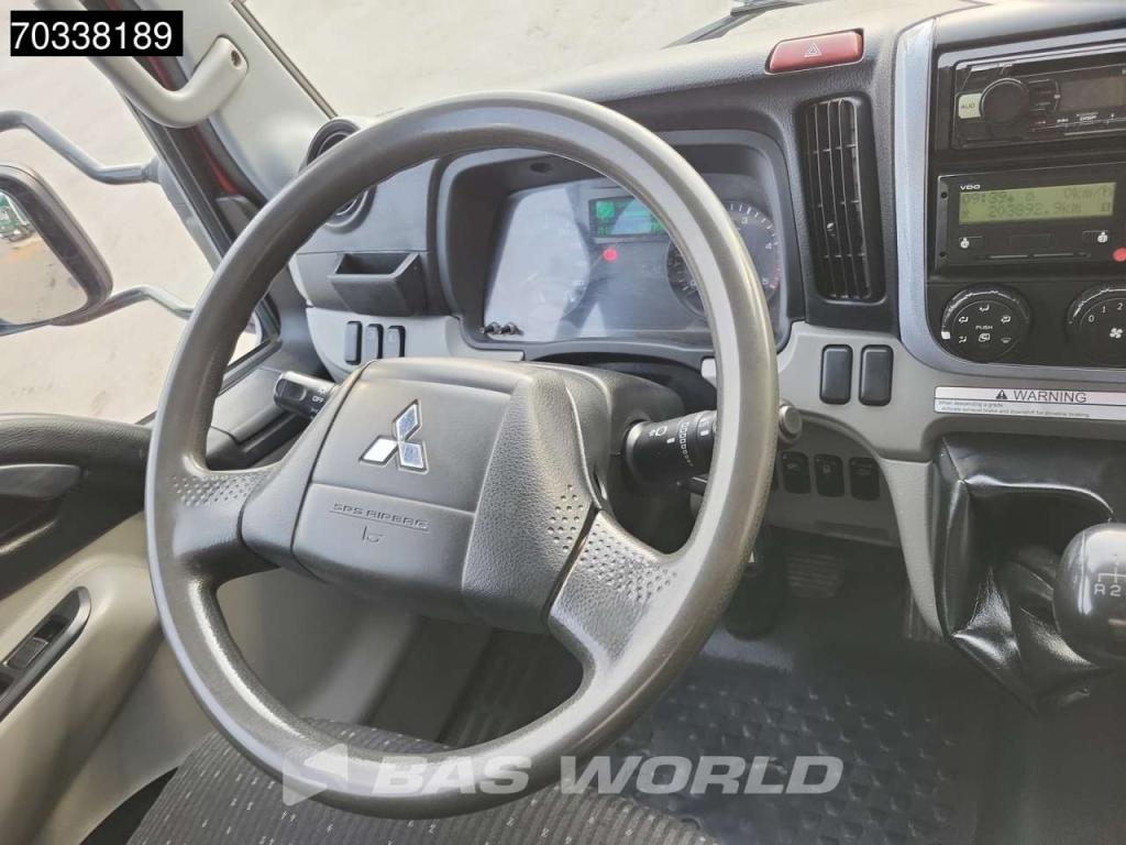Mitsubishi 7C18 4X2 Photo 23