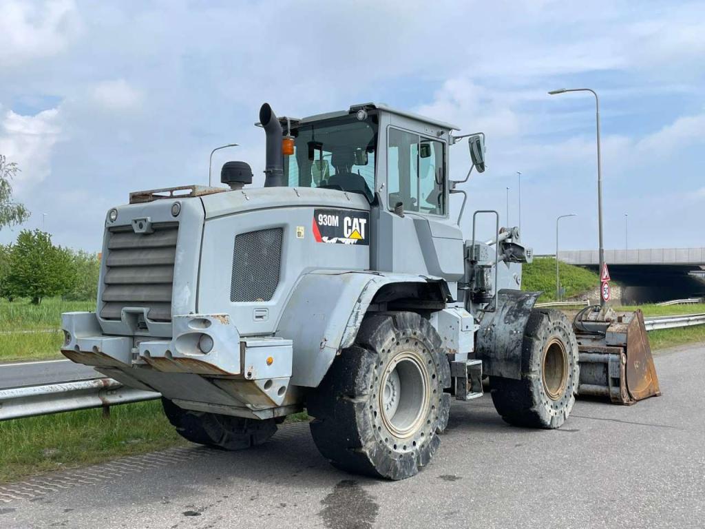 Caterpillar 930M Photo 6