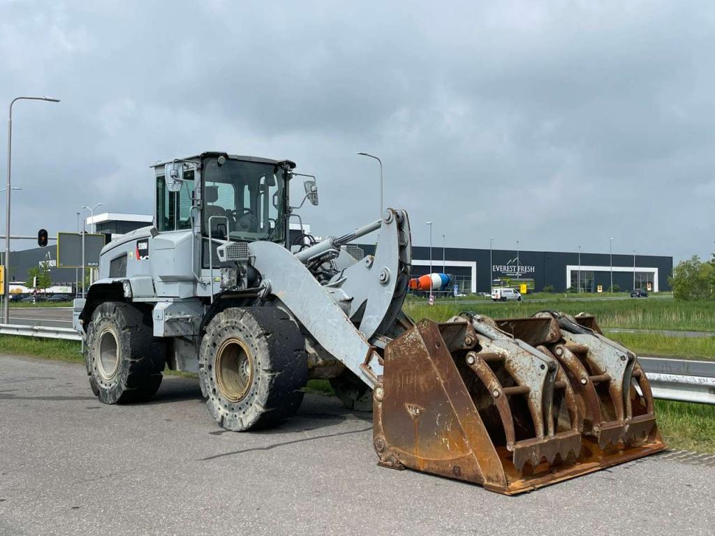 Caterpillar 930M Photo 8
