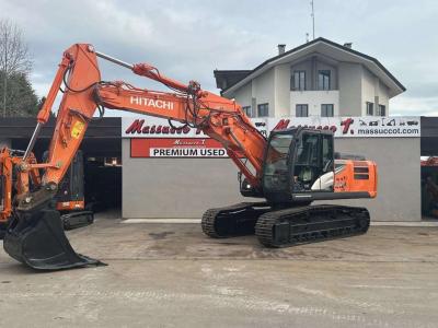 Hitachi ZX210LCN-5B en vente par Massucco T. Srl