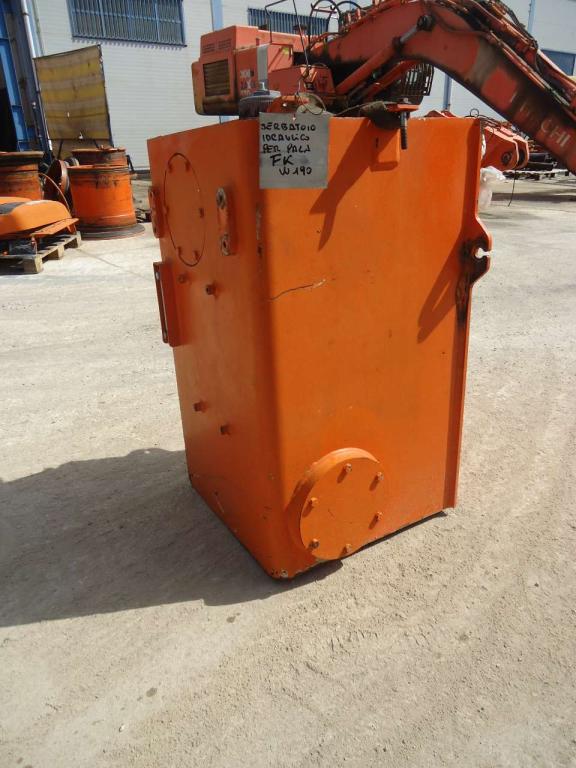 Réservoir de huile pour Fiat Kobelco W190 Photo 4
