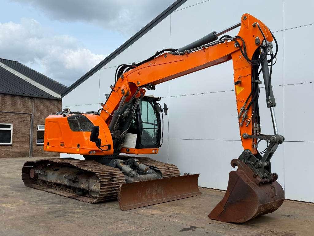 Liebherr R920 Compact - Blade / Triple Boom / Quick Coupler Photo 7
