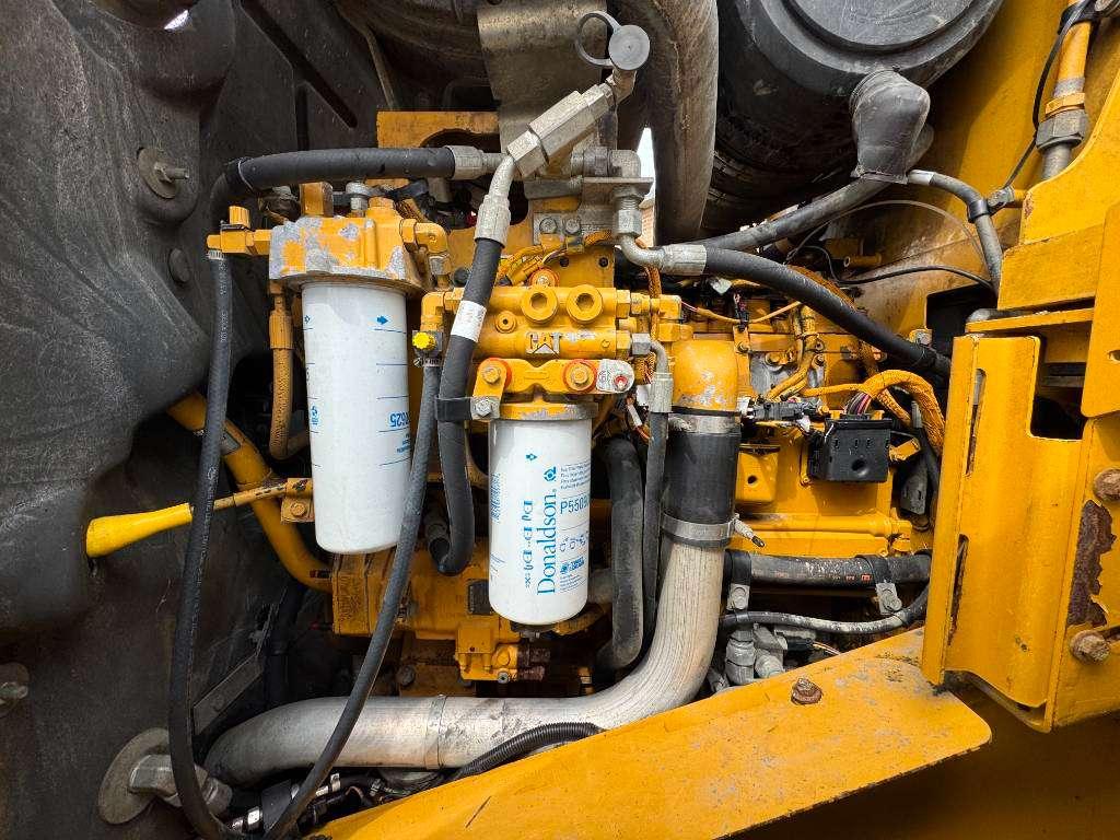 Caterpillar 950H - Auto Greasing / Camera / Parking Heater Photo 24
