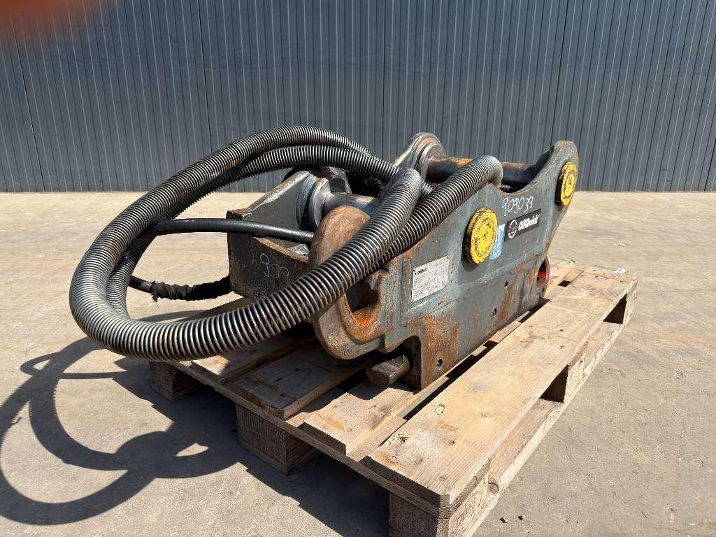 OilQuick OQ70 - PC210 / PC228 / PC240 Photo 1