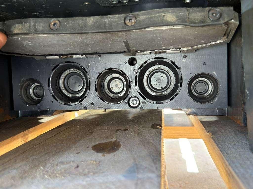 OilQuick OQ70 - PC210 / PC228 / PC240 Photo 11