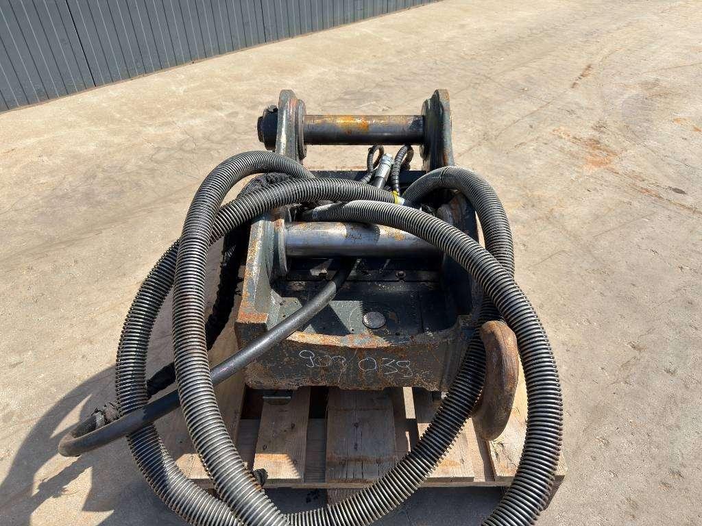 OilQuick OQ70 - PC210 / PC228 / PC240 Photo 2