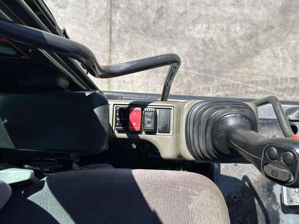 Hitachi ZX170W-5B 4X4 Photo 20