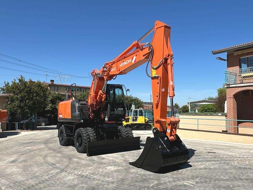 Hitachi ZX170W-5B 4X4 Photo 22
