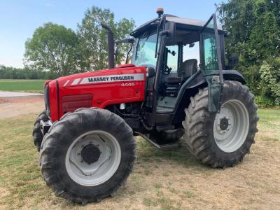 Massey Ferguson 4445 Photo 1