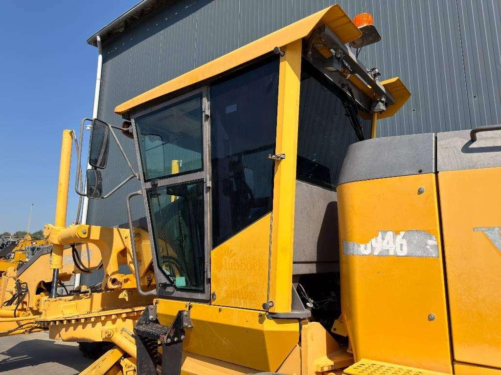 Volvo G946 - AWD Photo 8