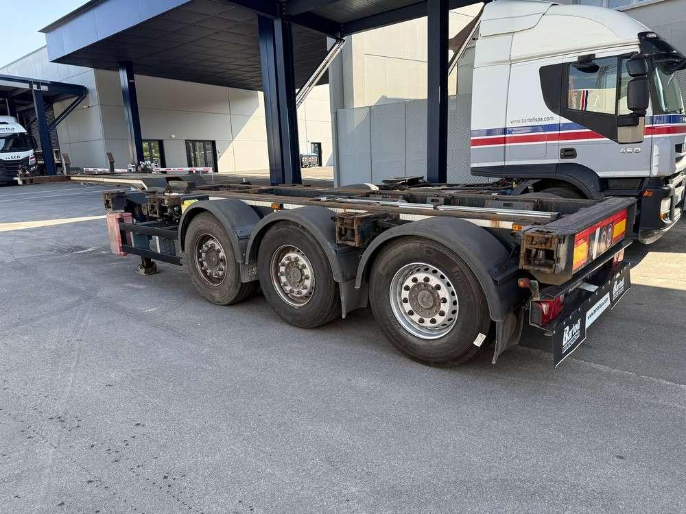 Adige PORTACONTAINERS Photo 4