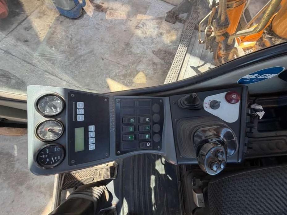 Liebherr A 316 Litronic Photo 7