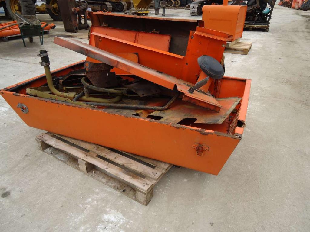 Capot et panneau de carrosserie pour Fiat Hitachi FH200 Photo 4
