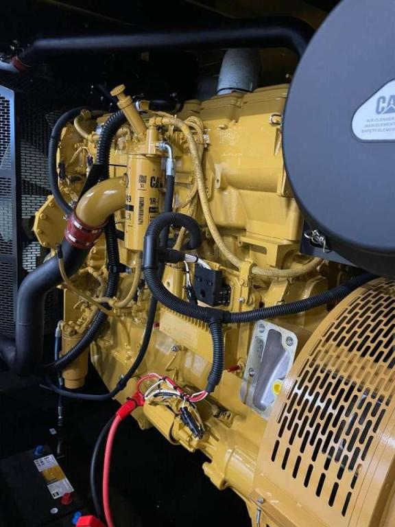 Caterpillar DE715GC - 715 kVA Stand-by Generator - DPX-18224 Photo 10