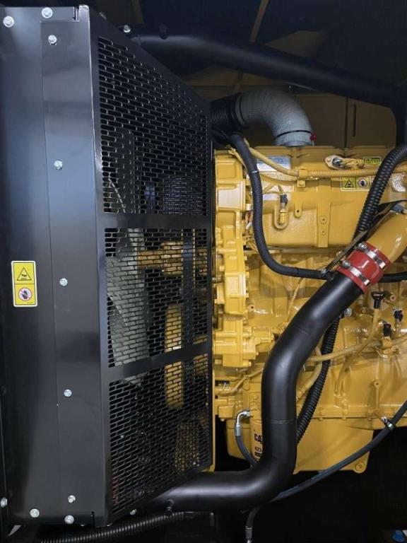 Caterpillar DE715GC - 715 kVA Stand-by Generator - DPX-18224 Photo 8