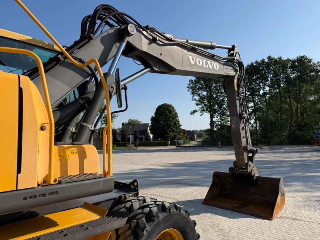 Volvo EW160C ONLY 4319 ORIGINAL HOURS! Photo 12