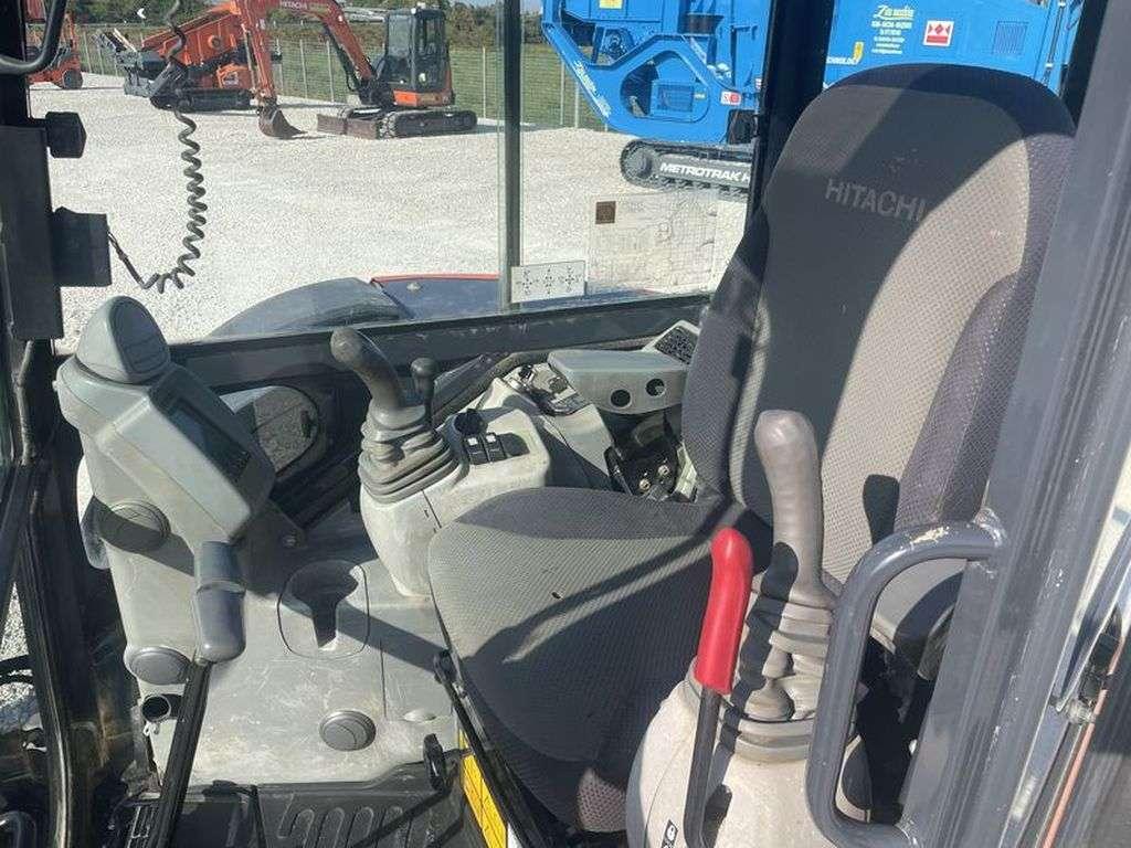 Hitachi ZX55-5/A CLR Photo 6