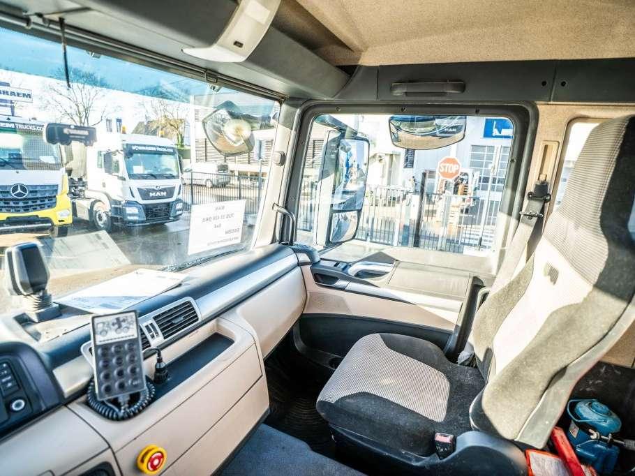 Man TGS 33.420 BBS + SEMI LIEBHERR 12M3 Photo 12