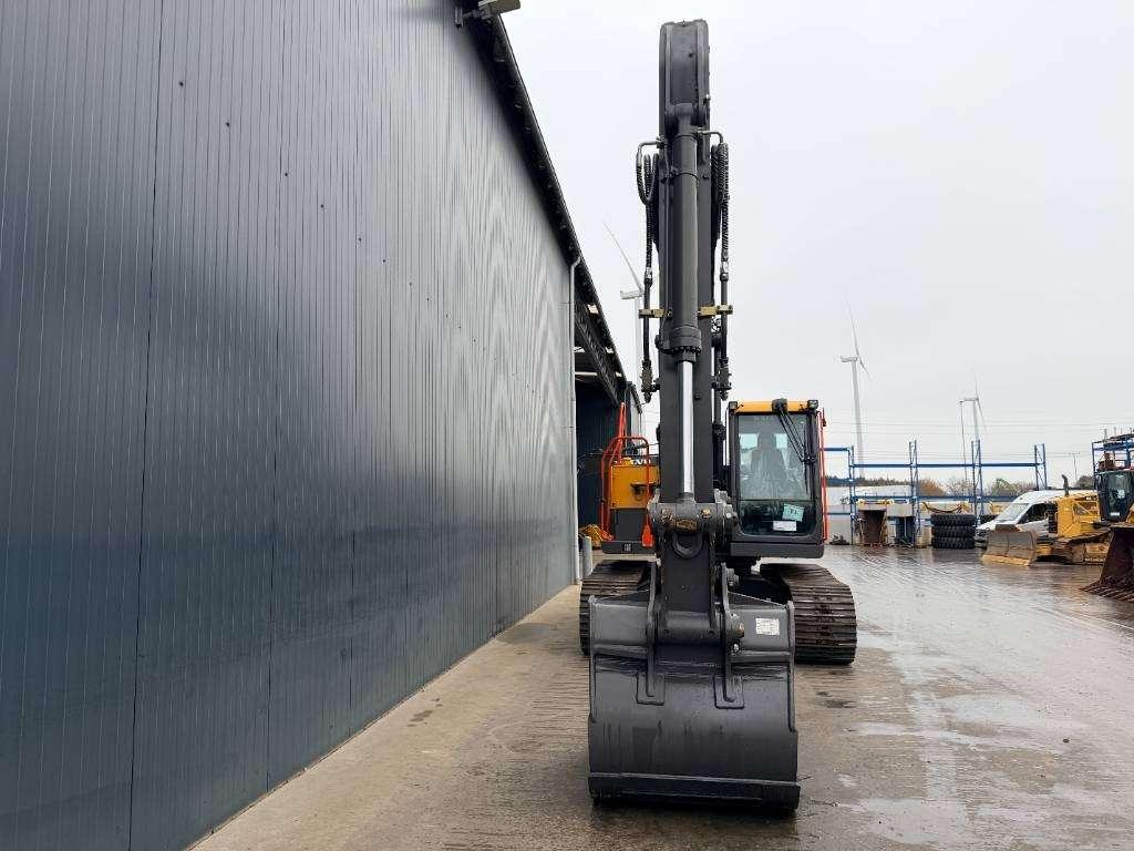 Volvo EC210 Photo 8