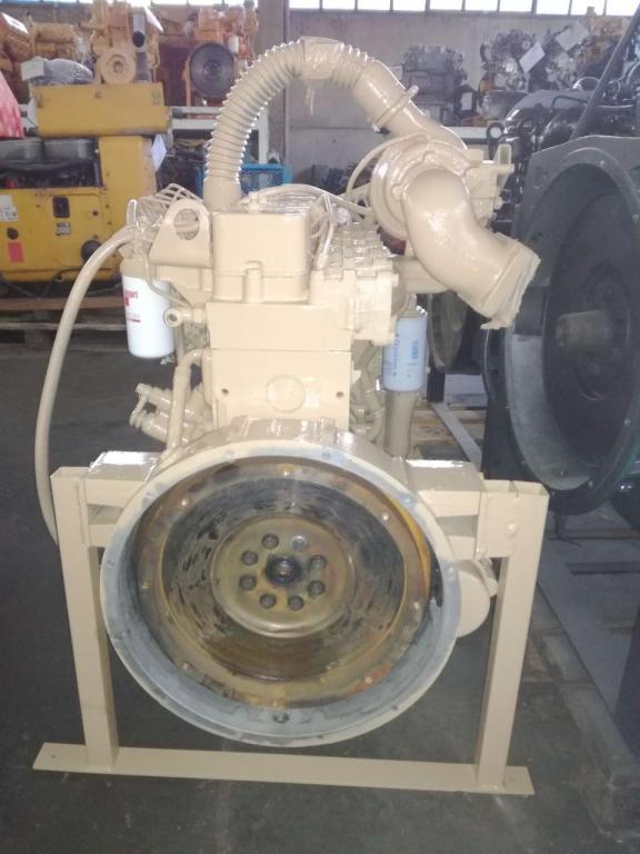 Cummins 6BT Photo 2