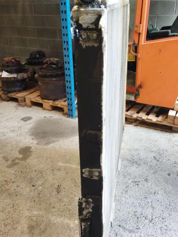 Refroidisseur d'huile hydraulique pour Hitachi Ex 800 Photo 3