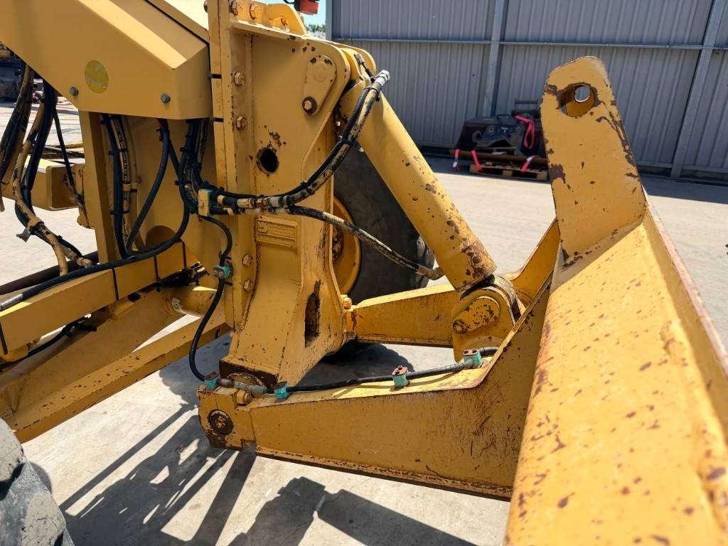 Caterpillar 140H II - CE Photo 19