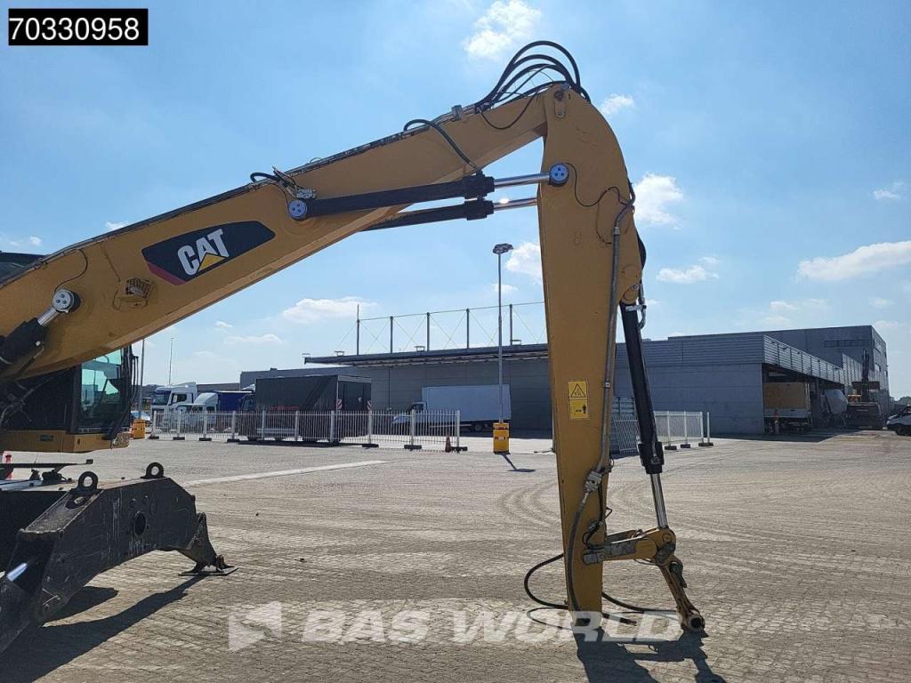 Caterpillar MH3024 Dutch Machine Photo 11