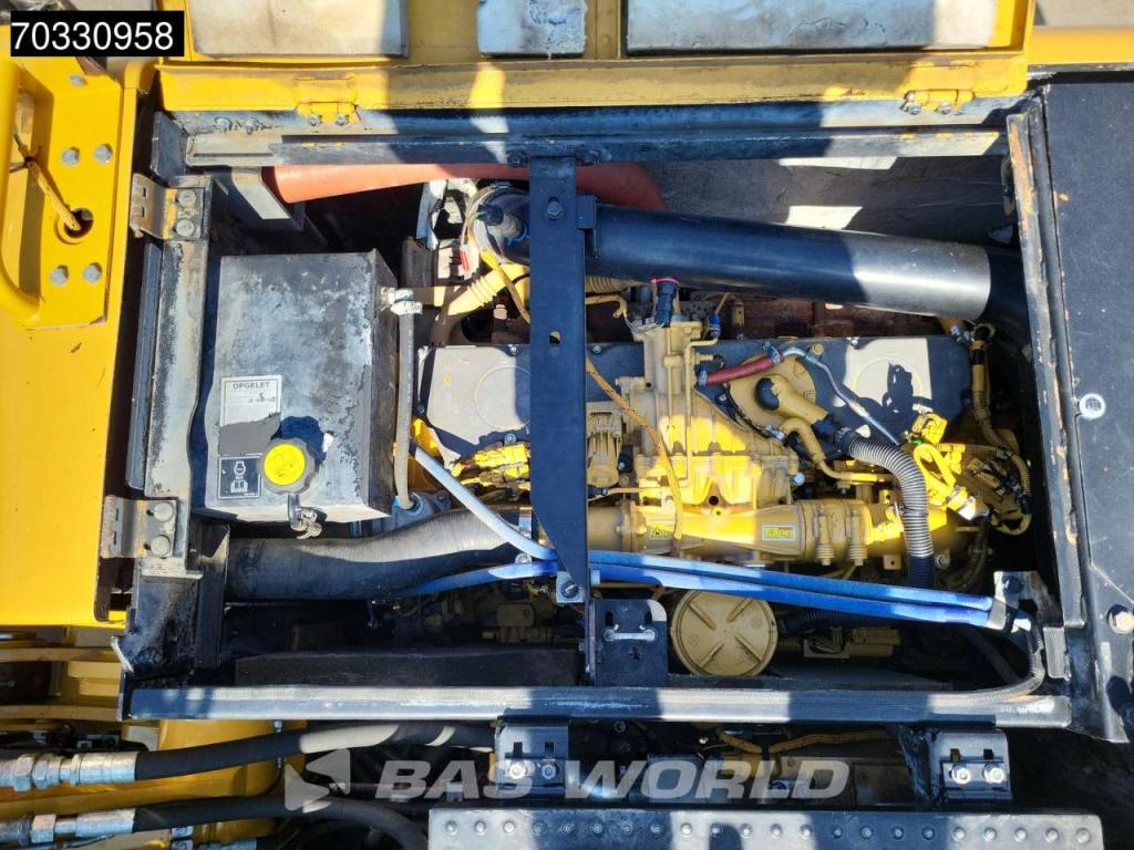 Caterpillar MH3024 Dutch Machine Photo 17