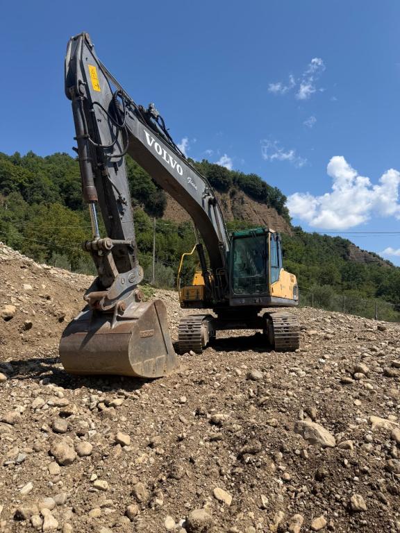 Volvo EC 210 CNL Photo 1