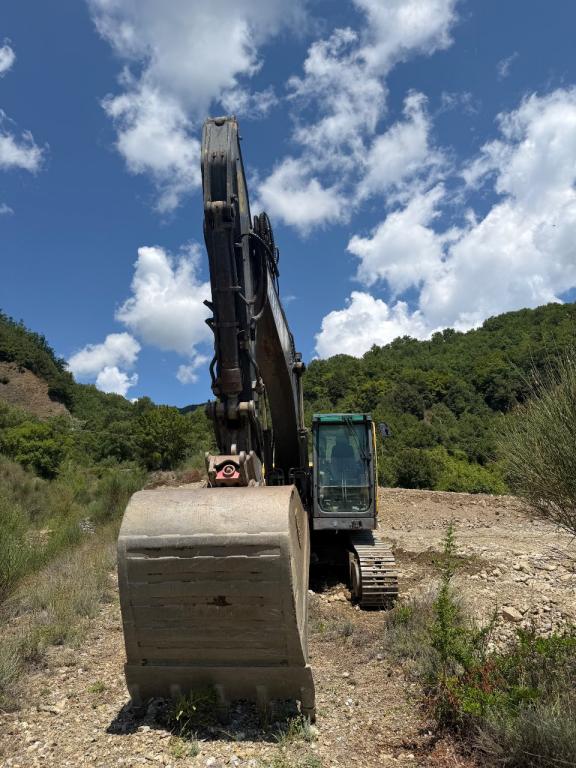 Volvo EC 210 CNL Photo 16