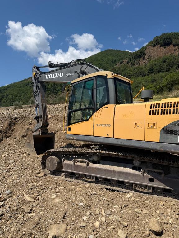 Volvo EC 210 CNL Photo 2