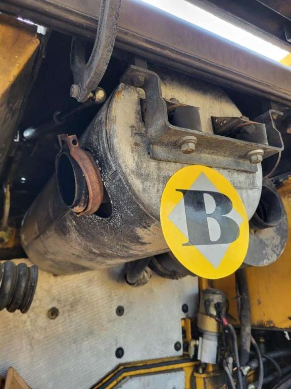 Volvo silencer 11110269 for Volvo L110E, L110F, L120E, L120F, L120G Photo 1