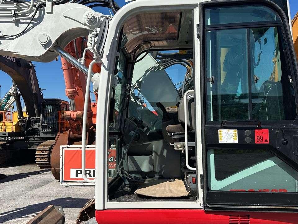 Takeuchi TB2150R Photo 15