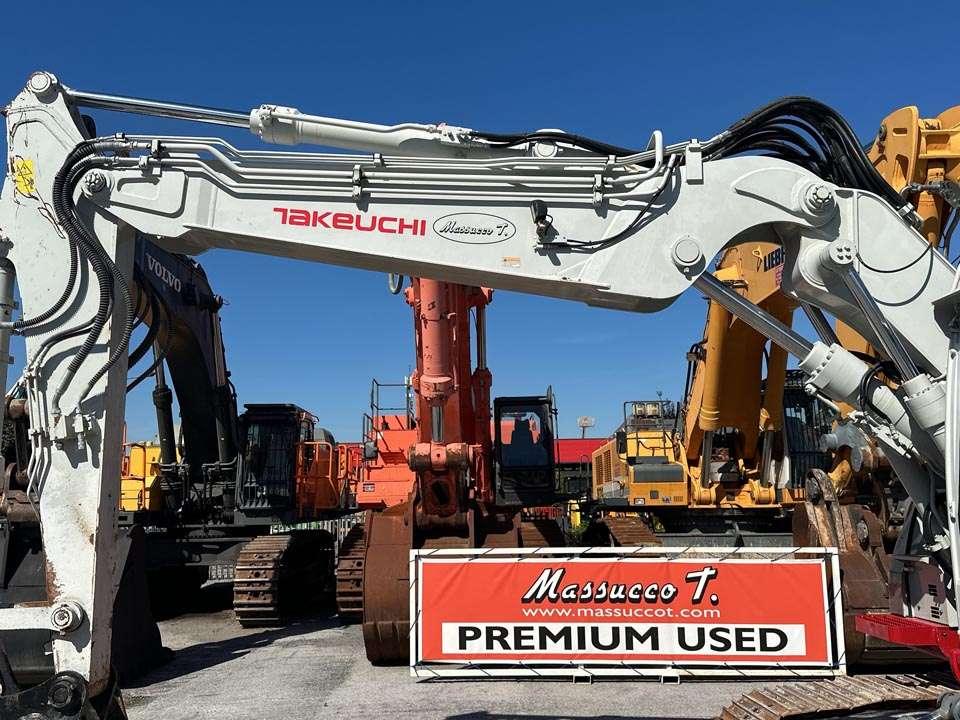 Takeuchi TB2150R Photo 7