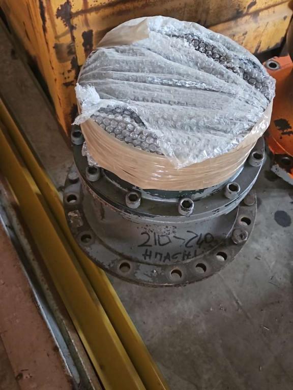 Réducteur de rotation pour Hitachi zx210  -  zx 240 Photo 1