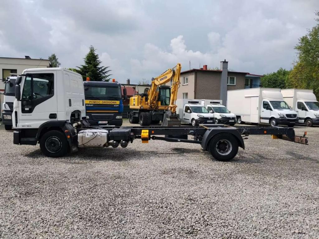 Iveco EUROCARGO 120-190L Photo 13