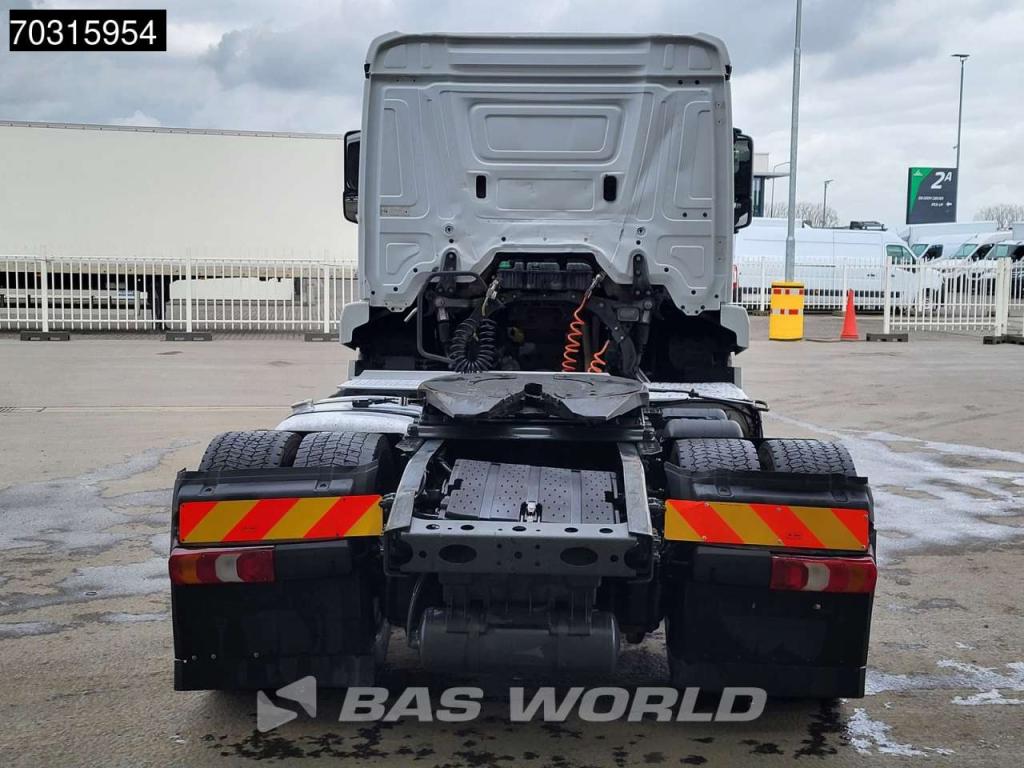 Mercedes-Benz Actros 1843 4X2 ClassicSpace Retarder Photo 10