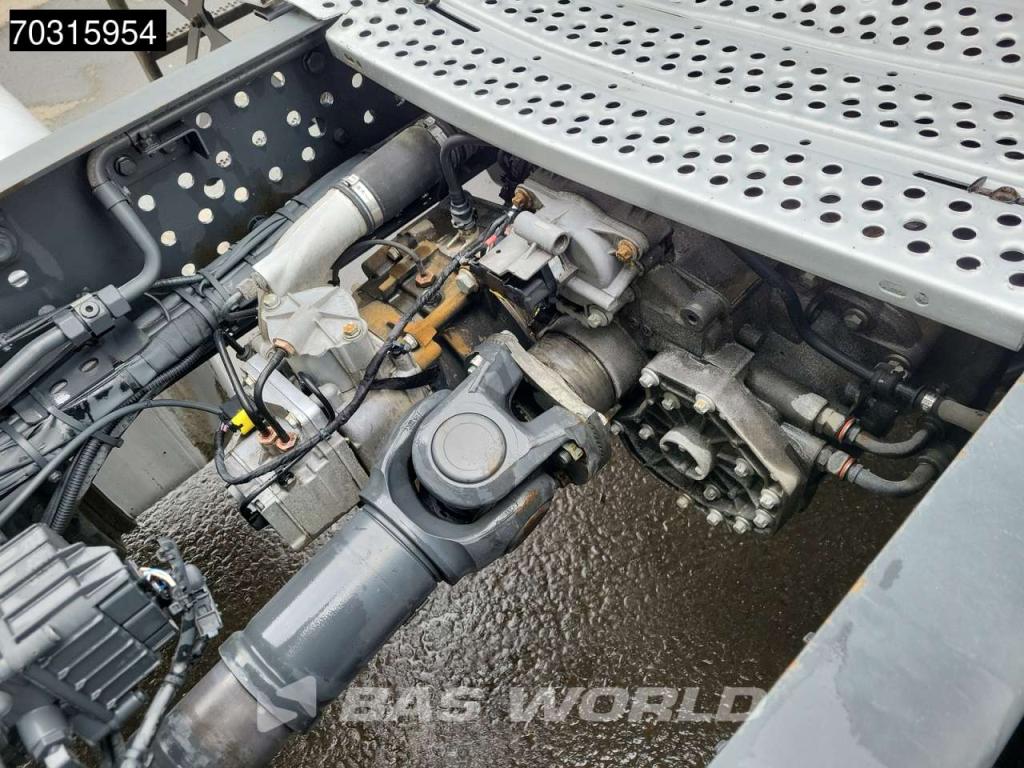 Mercedes Actros 1843 4X2 ClassicSpace Retarder Photo 13