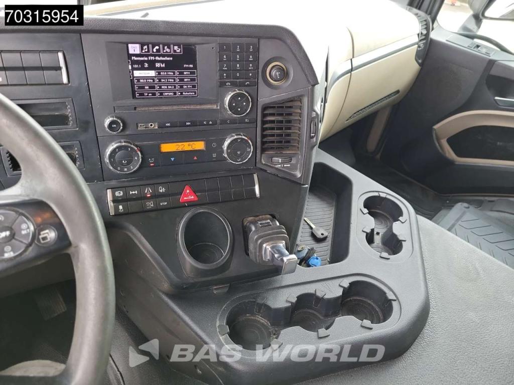 Mercedes Actros 1843 4X2 ClassicSpace Retarder Photo 22