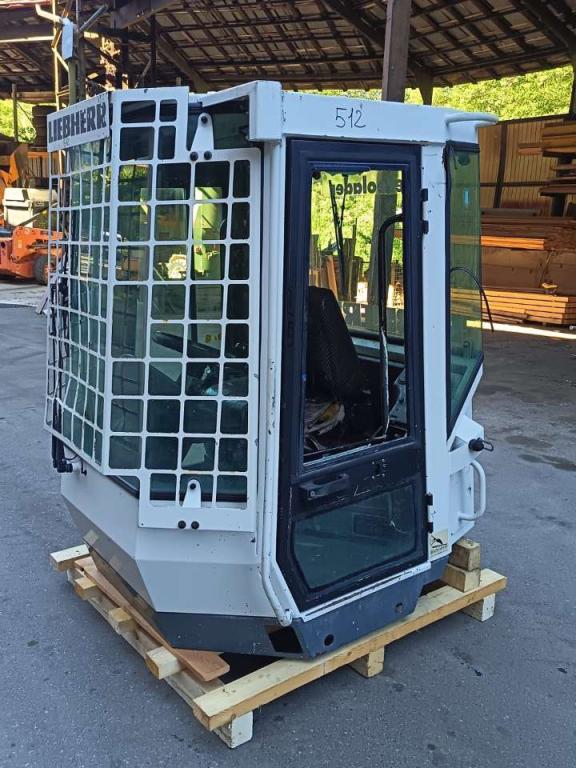 Cabine pour Liebherr L 512 Photo 1