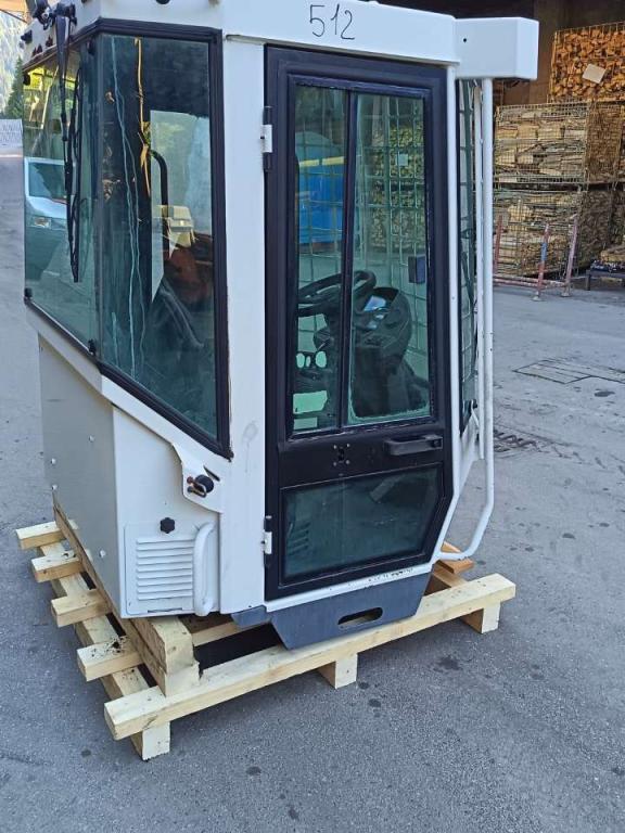 Cabine pour Liebherr L 512 Photo 2