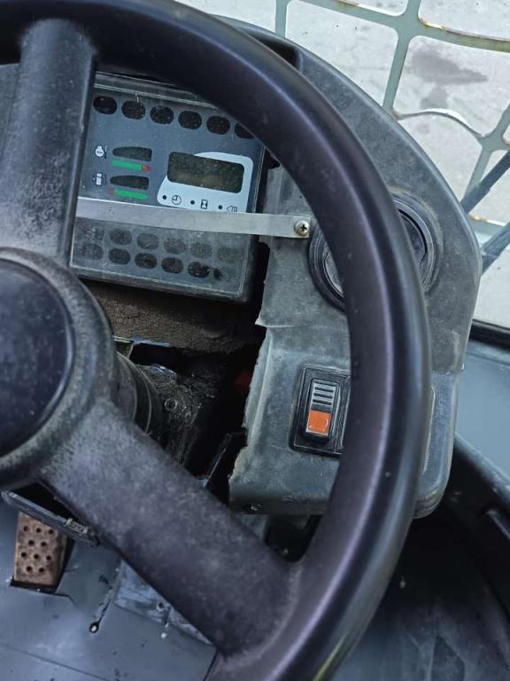 Cabine pour Liebherr L 512 Photo 7