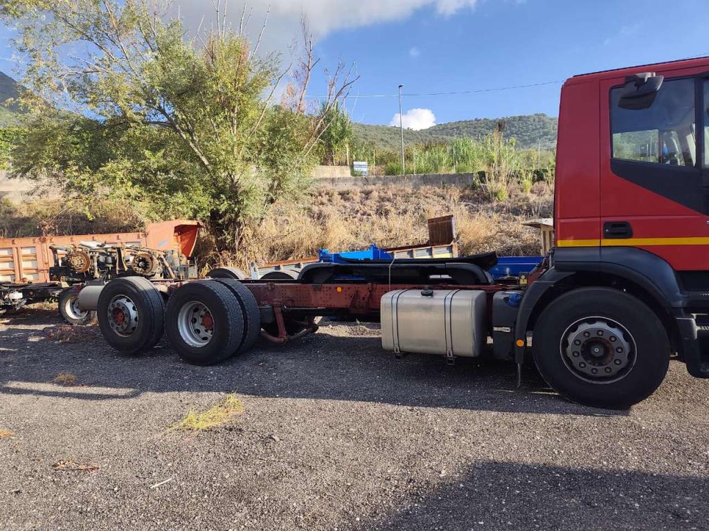 Iveco STRALIS HI-STREET 260S31 Photo 12
